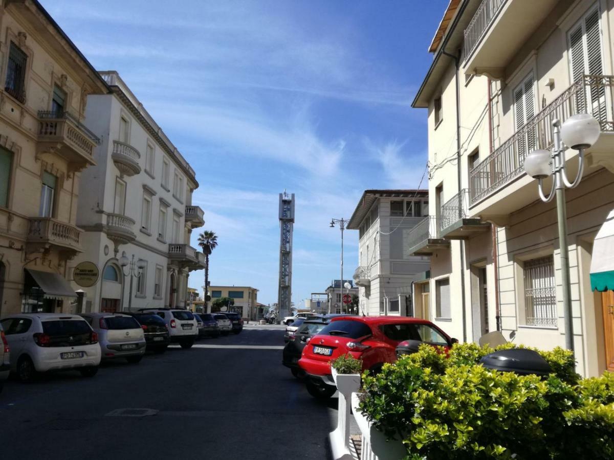 La Casa Di Anna Apartman Viareggio Kültér fotó